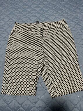 Attyre Black and White Geometric Pattern Shorts